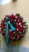 Corona funebre Rose rosse