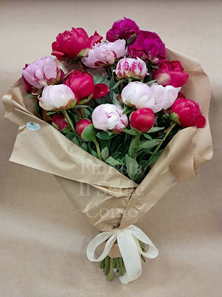 Foto Mazzo stelo lungo di Peonie